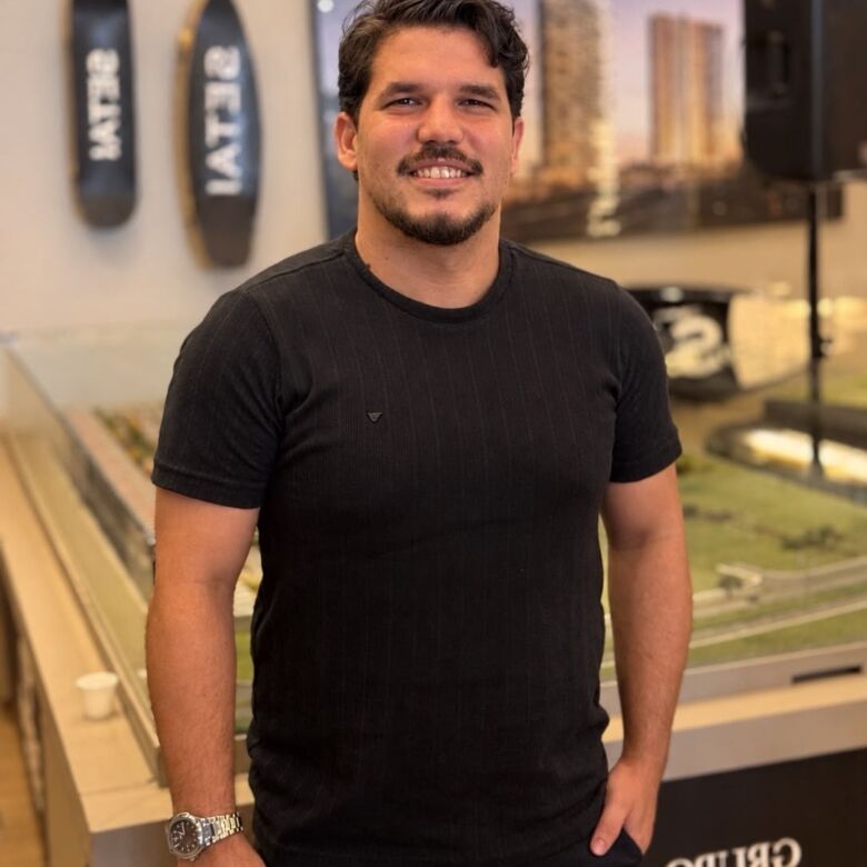 Wellyson do Nascimento Araújo Filho, corretor da Show de Imóveis